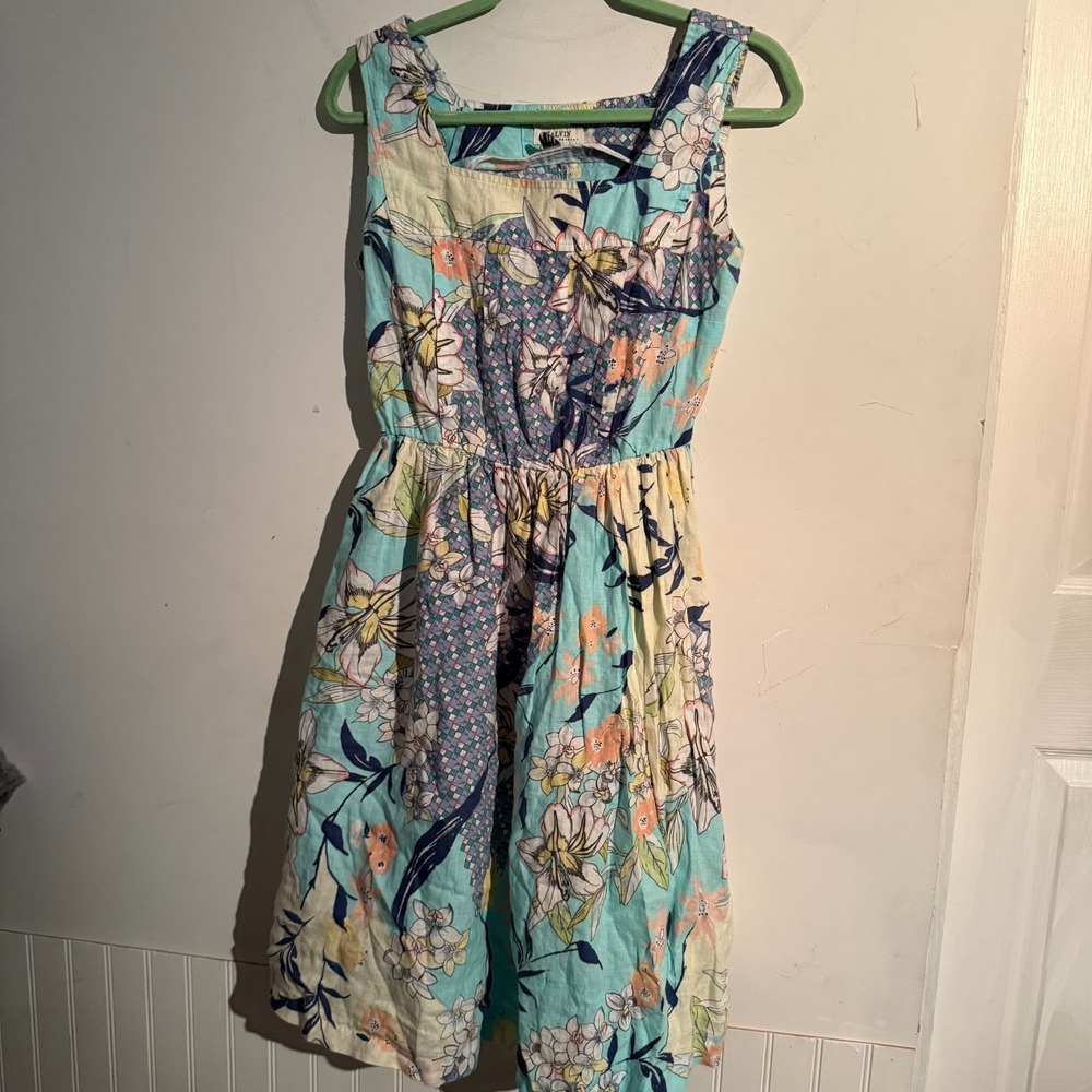 Malvin Hamburg Medium Dress Fit Flare Floral Linen Boho Cottagecore‎ Coastal